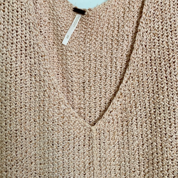 Free People Chunky Over-Sized Knit Sweater - Picture 3 of 7